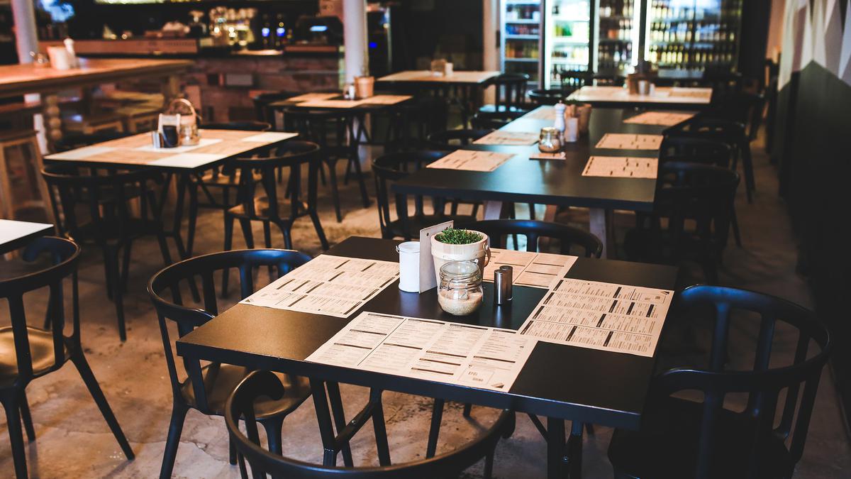 La industria restaurantera resultó fuertemente afectada durante 2020. Foto: Pixabay