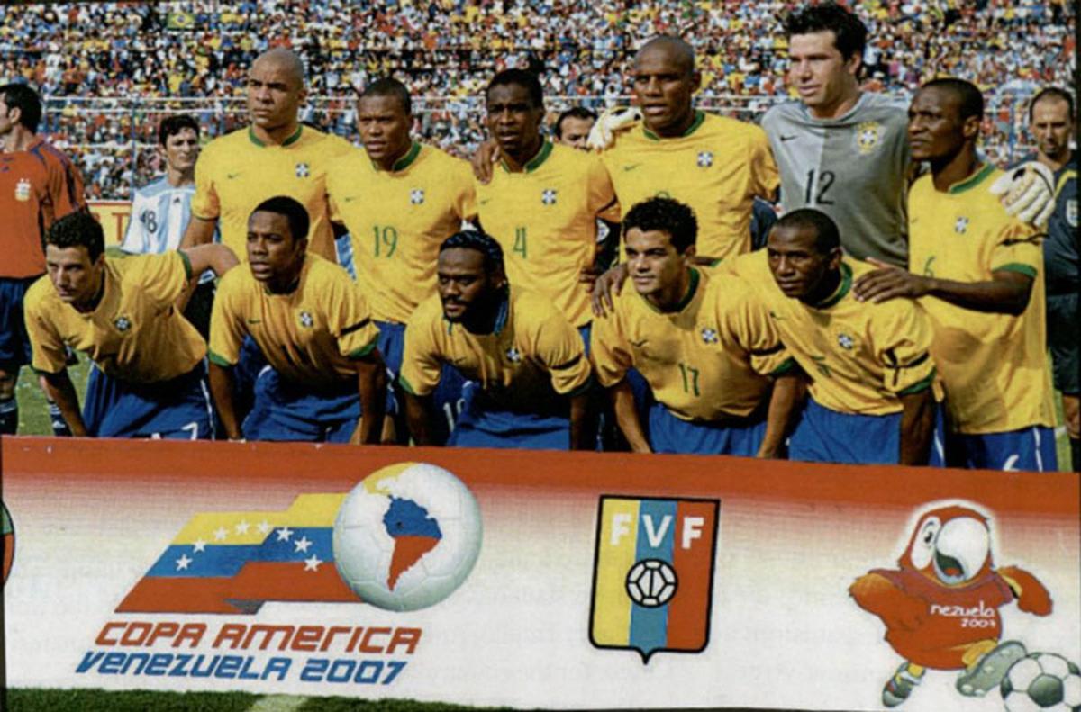 Brasil campeón | Brasil goleó 3-0 a Argentina en la Copa América de 2007 (Conmebol)