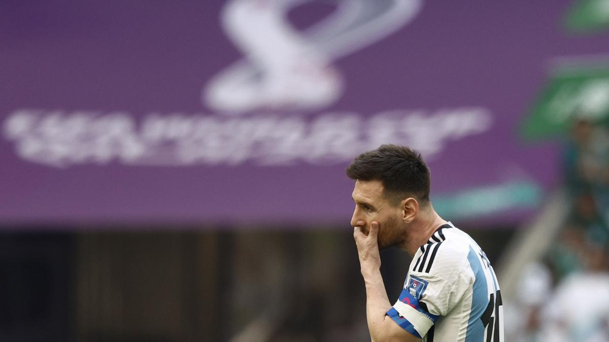 Messi sabe que deben vencer a México o Argentina estaría casi eliminada. | Foto: EFE