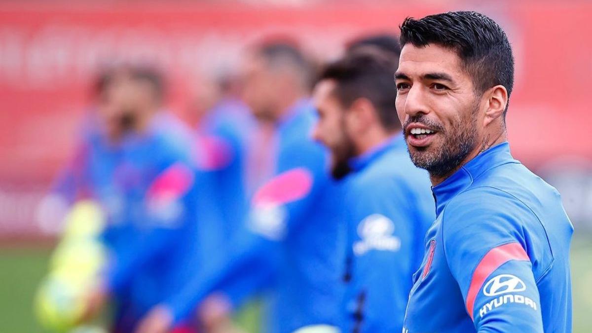  | Luis Suárez está libre y tiene posibilidades de irse al River Plate 