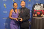 NFL: Video de Diana Flores gana un Sports Emmy Awards