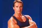 Arnold Schwarzenegger presenta su rutina de ejercicios ideal para principiantes