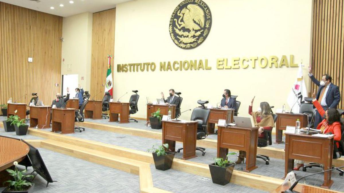  | El pasado viernes el Consejo General del INE aprobó posponer temporalmente la consulta de revocación de mandato. Foto: Central Electoral INE