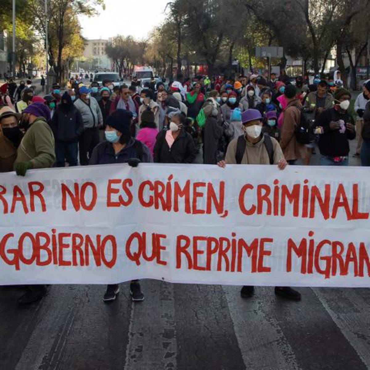  | Manifestación de migrantes para pedir libre tránsito por México. Foto: EFE