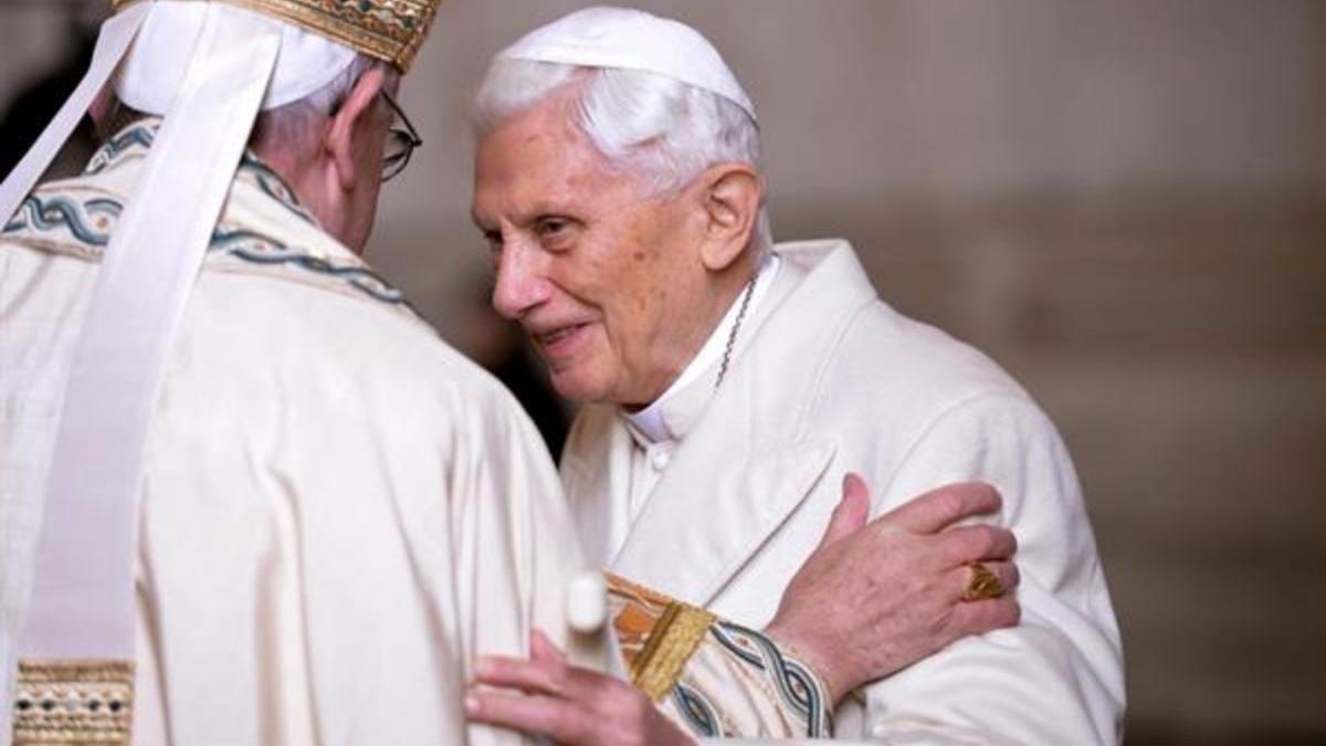  | El ex Papa Benedicto XVI tuvo afectaciones en el estado de salud.