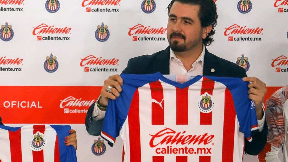Amaury Vergara tiene la misión de llevar a Chivas por el título esta temporada. | Foto: Mexsport