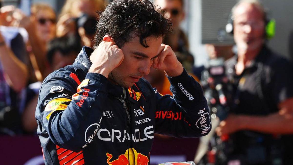 'Checo' Pérez no pudo remontar en el GP de Singapur. | Reuters