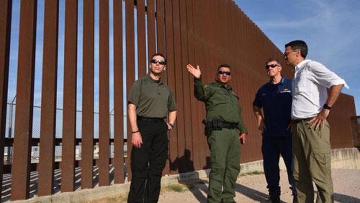 Donald Trump mantuvo la promesa de construir un muro en la frontera con México. Foto: Departamento de Seguridad Nacional de Estados Unidos